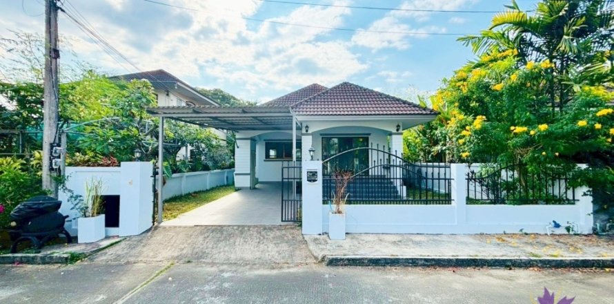 Casa de 3 dormitorios en San Sai, Tailandia № 205562