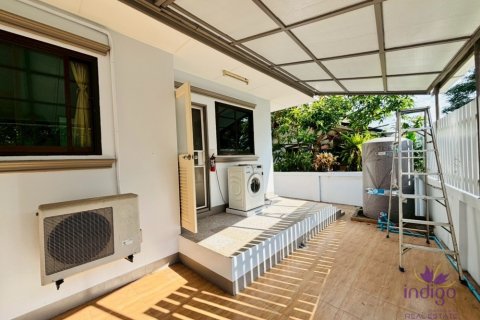 Casa de 3 dormitorios en San Sai, Tailandia № 205562 - foto 11