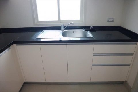 Condominio de 2 dormitorios en Khlong San, Bangkok, Tailandia № 136763 - foto 7