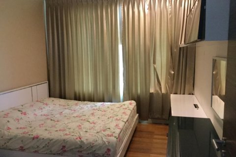 Condominio de 2 dormitorios en Khlong San, Bangkok, Tailandia № 136763 - foto 4