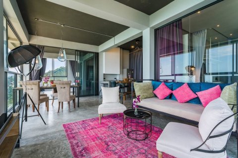 Casa de 6 dormitorios en Ko Samui, Tailandia № 180895 - foto 17