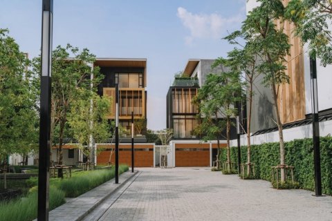 Haus in Bangkok, Thailand 7 Schlafzimmer № 180892 - Foto 22