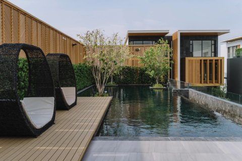 Haus in Bangkok, Thailand 7 Schlafzimmer № 180892 - Foto 21