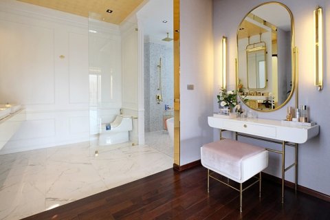 Haus in Bangkok, Thailand 7 Schlafzimmer № 180892 - Foto 10