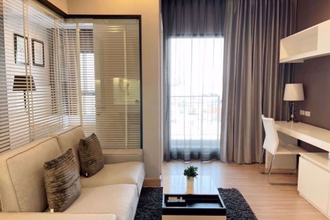 Condo à Khlong San, Bangkok, Thaïlande, 1 chambre  № 47637 - photo 3