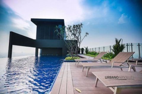 Condo à Khlong San, Bangkok, Thaïlande, 1 chambre  № 47637 - photo 9