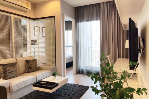 Condo à Khlong San, Bangkok, Thaïlande, 1 chambre  № 47637