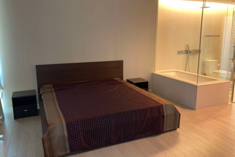 Dúplex de 2 dormitorios en Watthana, Bangkok, Tailandia № 47634 - foto 8