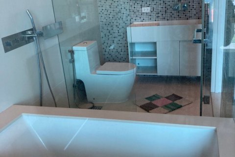 Dúplex de 2 dormitorios en Watthana, Bangkok, Tailandia № 47634 - foto 12