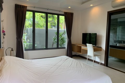 House in Bang Tao, Thailand 3 bedrooms № 3851 - photo 12