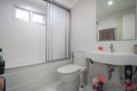 Condo in Pattaya, Thailand, 2 bedrooms  № 32206 - photo 11