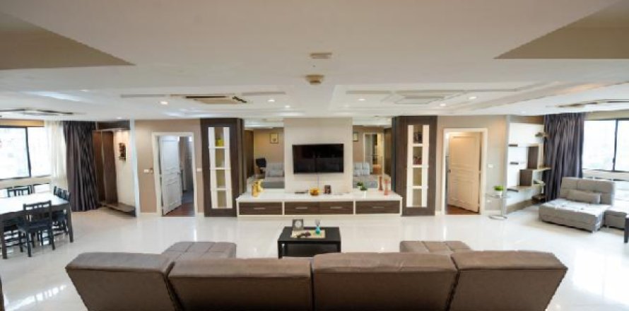 Apartamento de 3 dormitorios en Bangkok, Tailandia № 203253