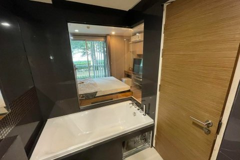 Studio dans le Condo à Khlong Toei, Bangkok, Thaïlande № 169355 - photo 5