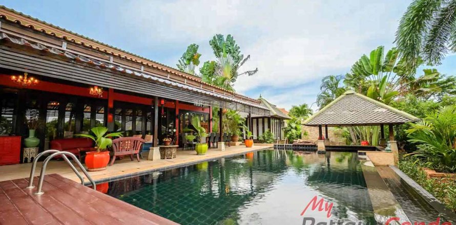 Studio in Pattaya, Thailand № 32477