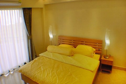 Condominio de 1 dormitorio en Pattaya, Tailandia № 176498 - foto 2
