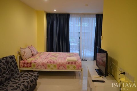Condominio de 1 dormitorio en Jomtien Beach, Pattaya, Tailandia № 204046 - foto 3