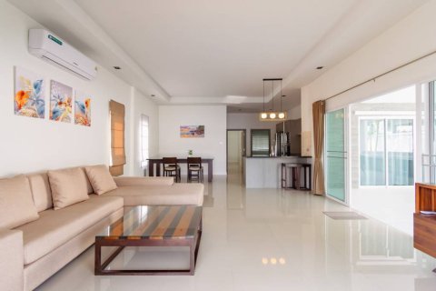 Chalet de 3 dormitorios en Hua Hin, Tailandia № 158912 - foto 10