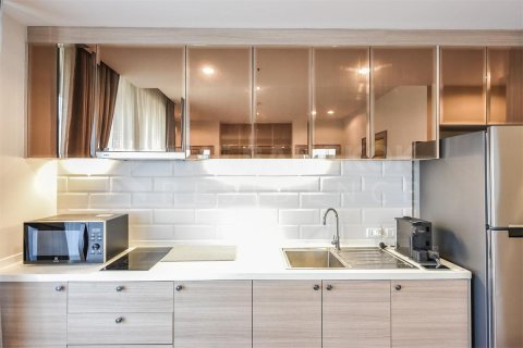 Condominio de 2 dormitorios en Bangkok, Tailandia № 188289 - foto 6