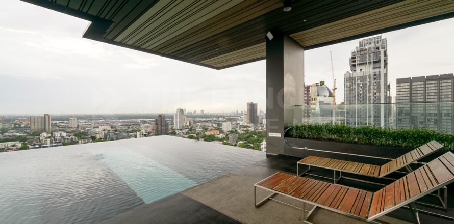 Condo à Bangkok, Thaïlande, 2 chambres  № 188293