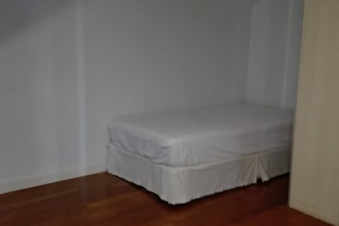 Adosado de 4 dormitorios en Watthana, Bangkok, Tailandia № 200671 - foto 8