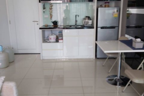 Condominio de 1 dormitorio en Pattaya, Tailandia № 204318 - foto 8