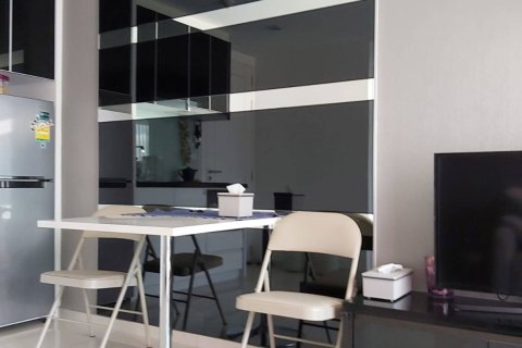 Condominio de 1 dormitorio en Pattaya, Tailandia № 204318 - foto 3