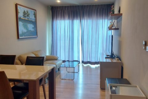 Condominio de 1 dormitorio en Bangkok, Tailandia № 143391 - foto 3