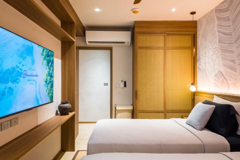 Condo in Bang Tao, Thailand, 2 bedrooms  № 210233 - photo 12