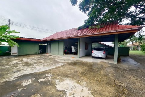 Chalet de 10 dormitorios en Hang Dong, Tailandia № 167576 - foto 18
