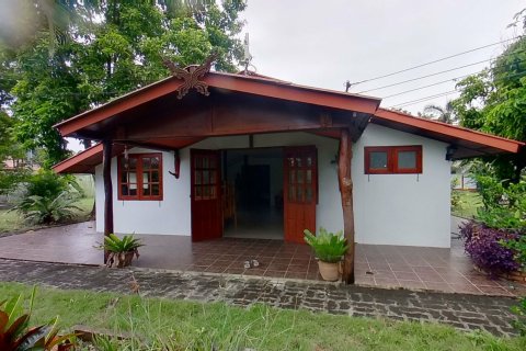Chalet de 10 dormitorios en Hang Dong, Tailandia № 167576 - foto 12
