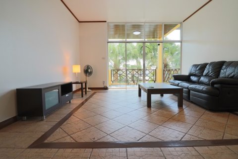 Estudio en el condominio en Jomtien Beach, Pattaya, Tailandia № 204358 - foto 11