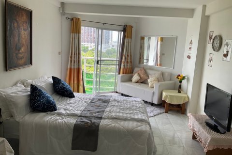 Estudio en el condominio en Jomtien Beach, Pattaya, Tailandia № 204362 - foto 3