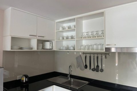 Apartamento de 2 habitaciones en Pattaya, Tailandia № 159788 - foto 5