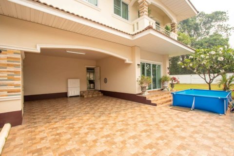Casa de 3 dormitorios en Chiang Mai, Tailandia № 167144 - foto 17
