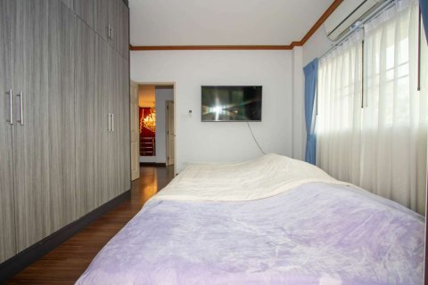 Casa de 3 dormitorios en Chiang Mai, Tailandia № 167144 - foto 28