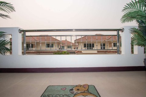 Casa de 3 dormitorios en Chiang Mai, Tailandia № 167144 - foto 11
