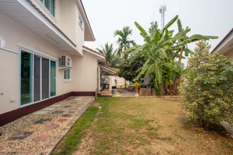 Casa de 3 dormitorios en Chiang Mai, Tailandia № 167144 - foto 16