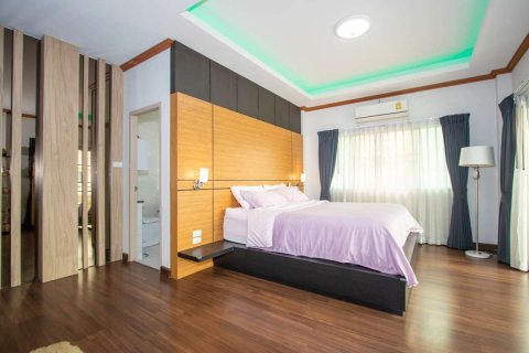 Casa de 3 dormitorios en Chiang Mai, Tailandia № 167144 - foto 7