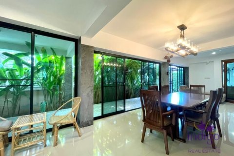 Casa de 3 dormitorios en Chiang Mai, Tailandia № 200381 - foto 10