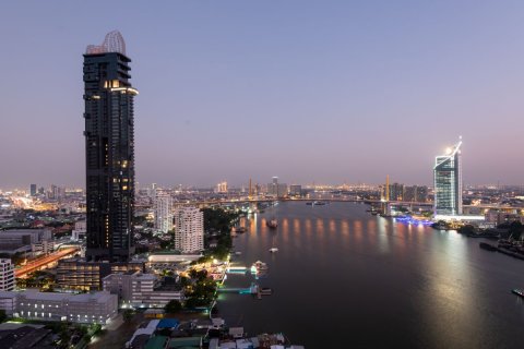 Condominio de 4 dormitorios en Bangkok, Tailandia № 133764 - foto 22