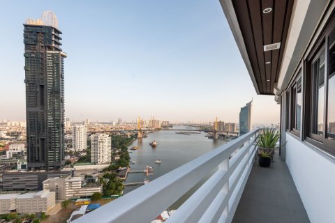 Condominio de 4 dormitorios en Bangkok, Tailandia № 133764 - foto 15