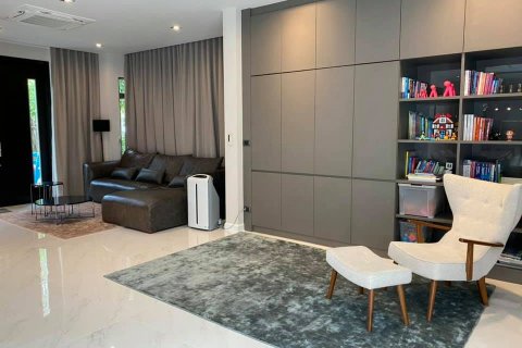 Chalet de 5 dormitorios en Prawet, Bangkok, Tailandia № 133763