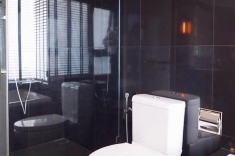 Condominio de 2 dormitorios en Bangkok, Tailandia № 133766 - foto 17