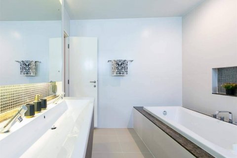 Chalet de 4 dormitorios en Bang Bon, Bangkok, Tailandia № 133765 - foto 7