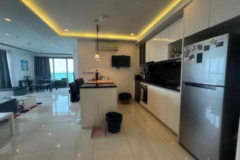 Apartamento de 2 dormitorios en Pattaya, Tailandia № 172585 - foto 7