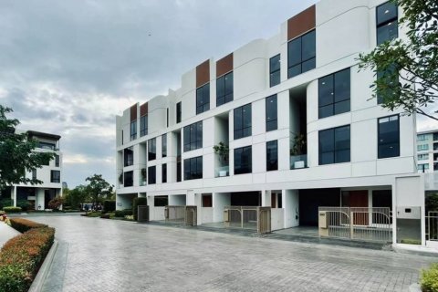 Townhouse in Bangkok, Thailand 3 bedrooms № 134556