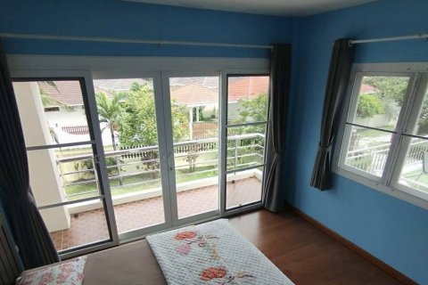 Chalet de 4 dormitorios en Hua Hin, Tailandia № 172657 - foto 10