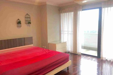 Condominio de 3 dormitorios en Bangkok, Tailandia № 183345 - foto 9