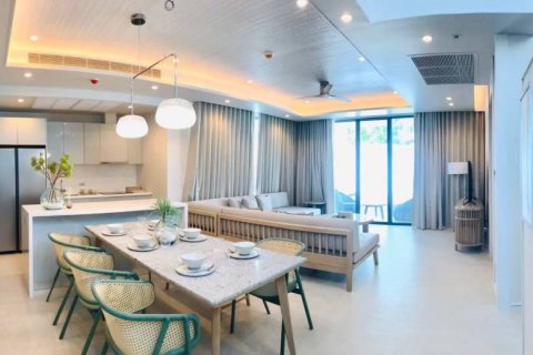 Chalet de 3 dormitorios en Cha-am, Tailandia № 134529 - foto 8
