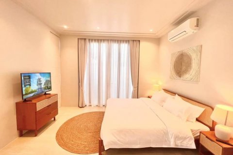 Chalet de 3 dormitorios en Phuket, Tailandia № 134526 - foto 9
